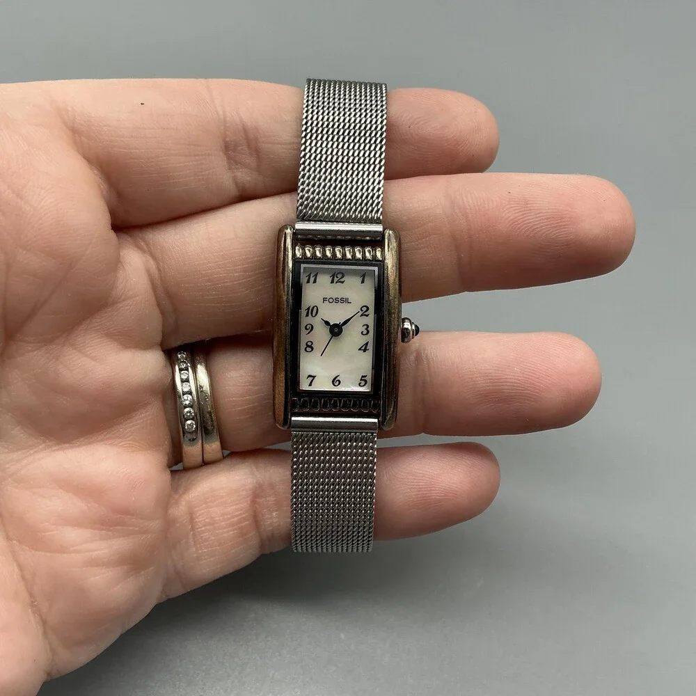 Fossil ES-8630 Womens Watch 17mm White Dial Silver Mesh Stainless New Battery